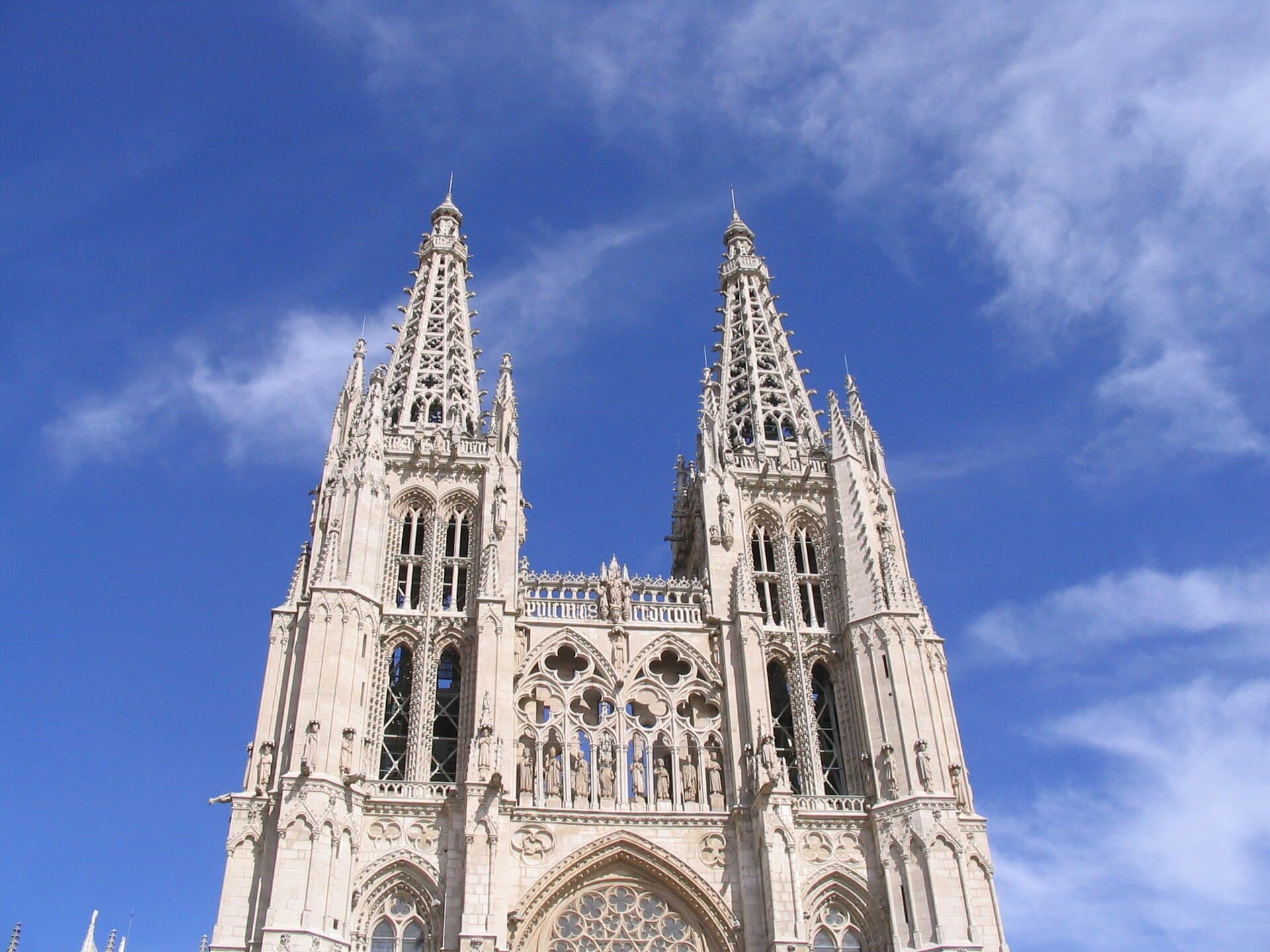 Pope Leo XIV Concludes Spain Journey With Migrant Meeting